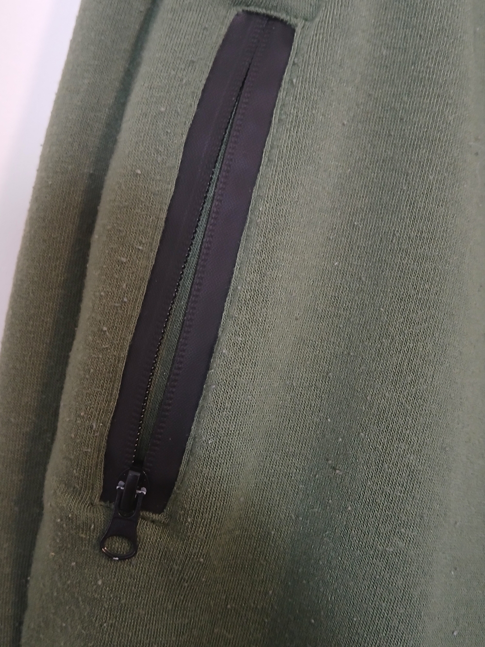 Polo by Ralph Lauren Olive Bear-Embroidered Men's Joggers - Picture 3 of 7